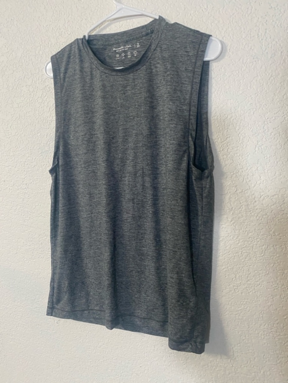 Abercrombie & Fitch Men's Heather Charcoal Sleeveless Tank soft Air Knit size S